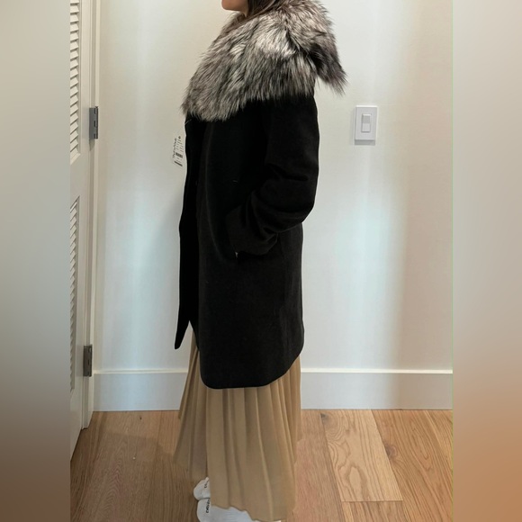Oxford Grey Fur Coat - Picture 5 of 7